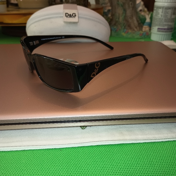 Dolce&Gabbana vintage 1990's sunglasses - Picture 2 of 12